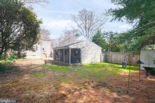 762 Mount Vernon Ave, Tavistock NJ  08033-2817 exterior