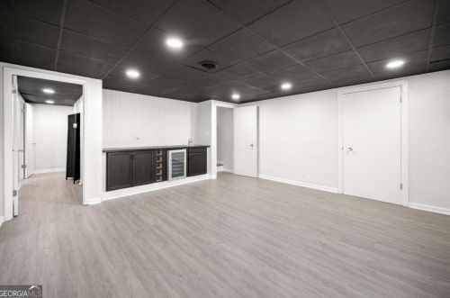 3007 Dogwood Dr, Atlanta GA  30344-3905 exterior