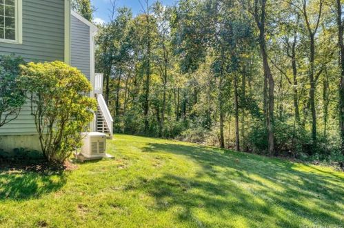 26 Ruscoe Rd, Wilton CT  06897-1424 exterior