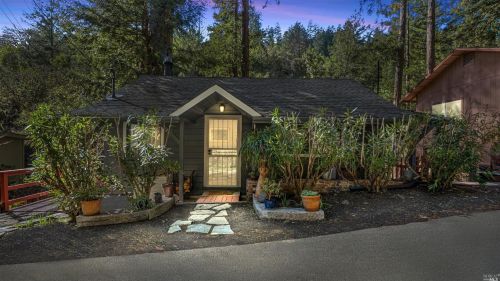 19155 King Ridge Rd, Cazadero, CA 95421-9613