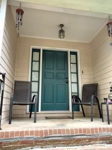 845 Pine Ridge Dr, Stone Mountain, GA 30087-4627