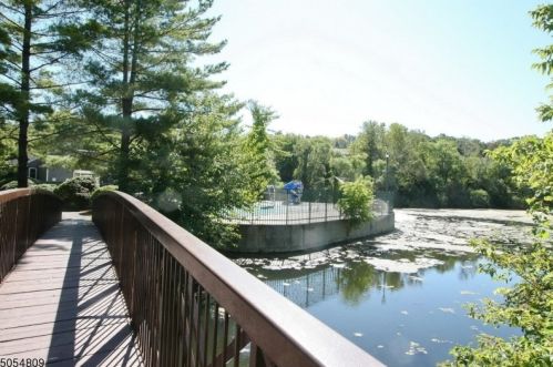 19 Green Heron Dr, Hackettstown NJ  07840-3300 exterior