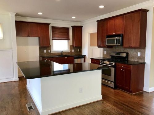 1678 Carr Cir, Atlanta GA  30318-2781 exterior