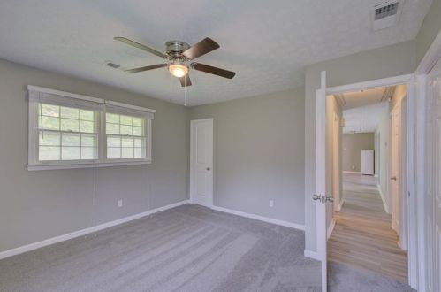 5805 Feldwood Rd, Atlanta GA  30349-2868 exterior