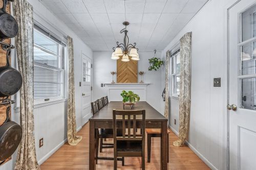 2814 Dellwood Ave, Saint Paul MN  55113-1827 exterior