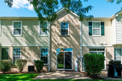 24237 Leski Ln, Plainfield, IL 60585-2788