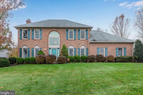 7 Rockwell Ct, Carlisle, PA 17015-7647