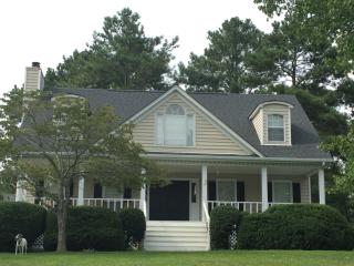 238 Bethany Dr, Dalton, GA 30721-9685