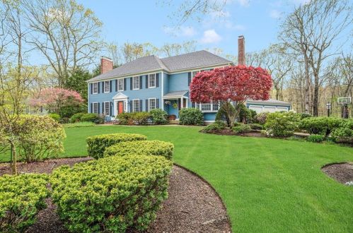125 Fox Run, Warwick, RI 02818-1633
