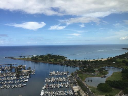 1650 Ala Moana Blvd, Honolulu HI  96815-1432 exterior