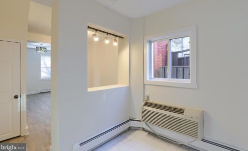 235 Walnut St, Lancaster PA  17602-2342 exterior