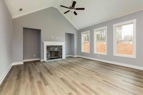 5537 Centry Dr, Villa Rica, GA 30180-3987
