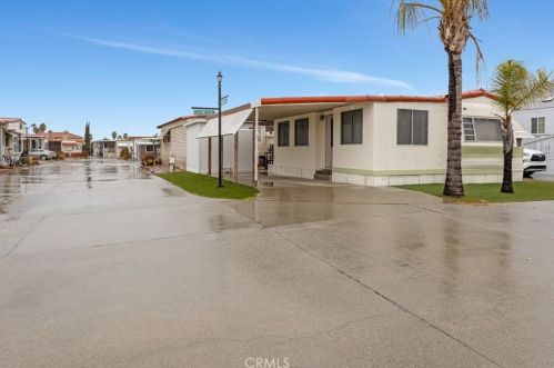 1330 Country Club Dr, San Jacinto, CA