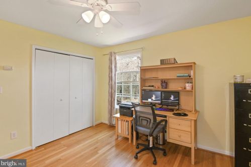 1800 Cullen Dr, Silver Spring MD 20905-4428 exterior