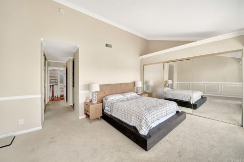 3561 Windspun Dr, Huntington Beach CA  92649-2027 exterior
