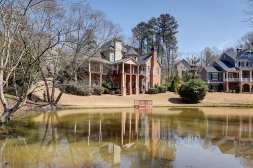 811 Oakton Pond Ct, Marietta, GA 30064-2071