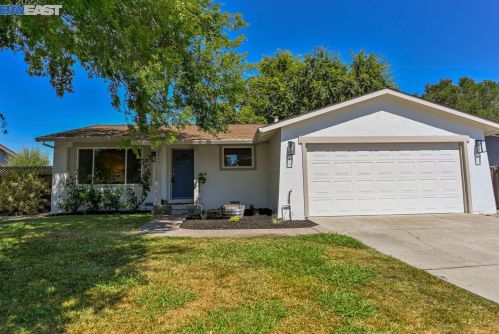 2845 Pine Valley Rd, San Ramon, CA 94583-3319