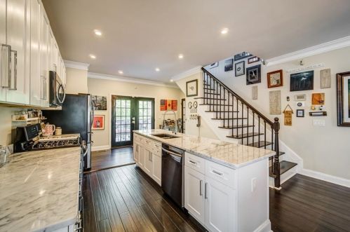 616 Federal Ter, Atlanta GA  30315-4413 exterior