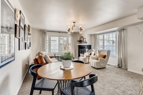 773 Locust St, Denver CO 80207-3942 exterior