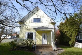 1730 Rockefeller Ave, Everett, WA 98201-2066