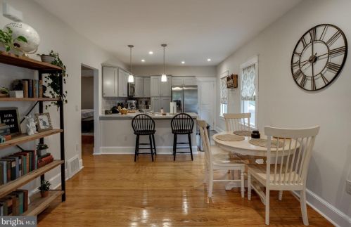 46 Nicholson Rd, Camden NJ  08106-1048 exterior