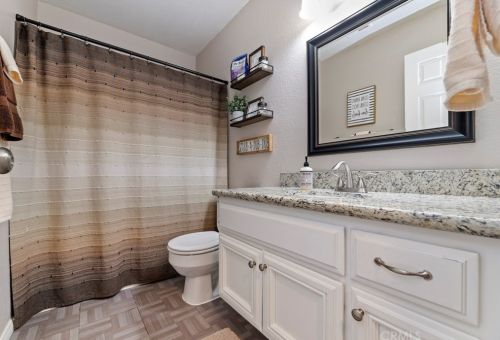 8517 Rosemary Dr, Riverside CA  92508-2921 exterior