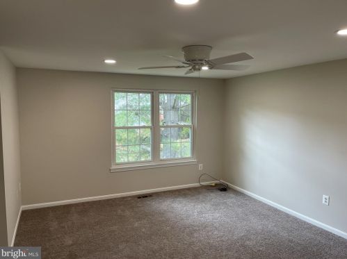 15034 Shamrock Ridge Rd, Silver Spring MD 20906-6107 exterior