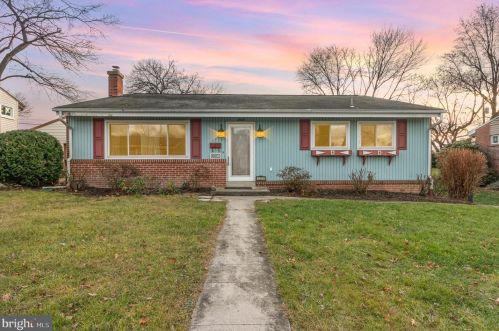 3211 Batesfield Rd, Harrisburg, PA 17109-1902