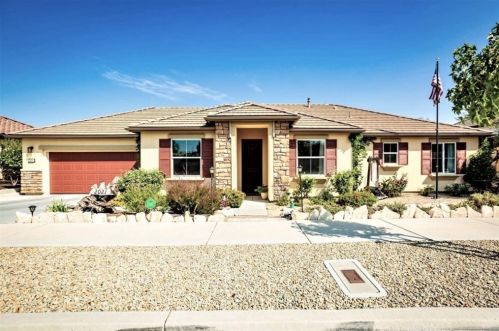 2021 Vista Oaks Way, Lake Nacimiento, CA 93446-7158