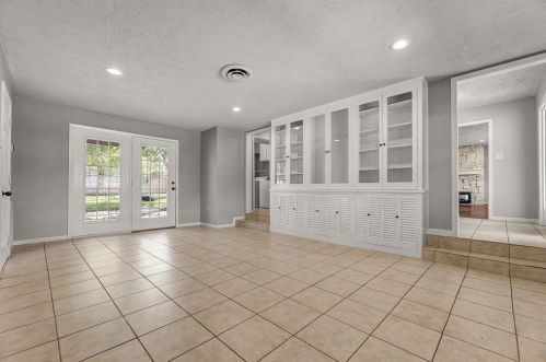 705 Ethel Blvd, Bryan, TX 77802-2308