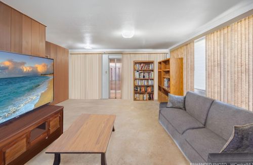 2824 Kihei Pl, Honolulu, HI 96816-1321
