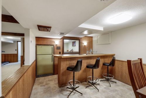 2073 Jade Ln, Saint Paul MN  55122-2862 exterior