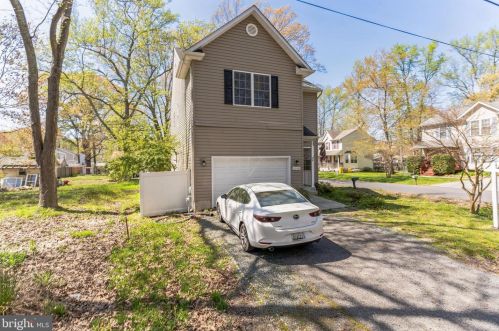 6318 Linden St, Shady Side MD  20764-2910 exterior