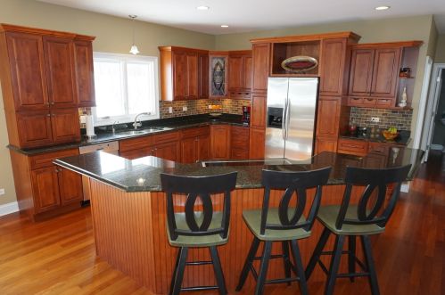 7615 Surini Ln, Bull Valley, IL 60012-1006