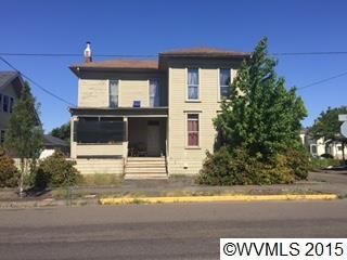 727 Ellsworth St, Albany, OR 97321-2367