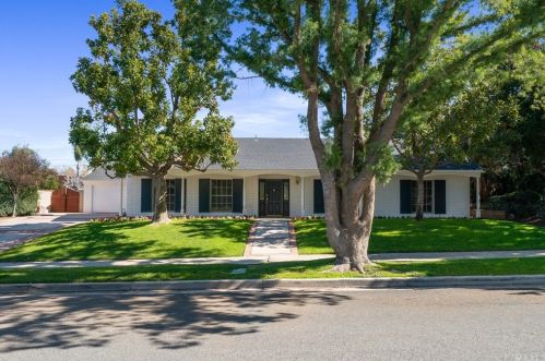 5304 Falkirk Ave, Riverside, CA 92506-1572