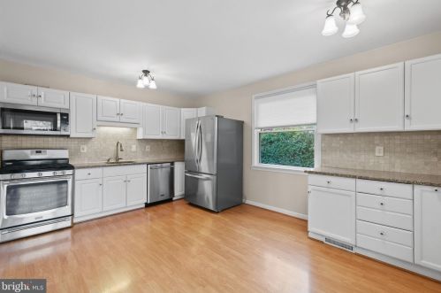 215 Franklin Ave, Silver Spring MD 20901-3445 exterior