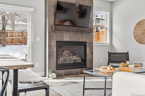 925 Raleigh St, Denver CO  80204-2955 exterior