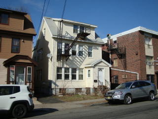 639 Nye Ave, Irvington, NJ 07111-2301