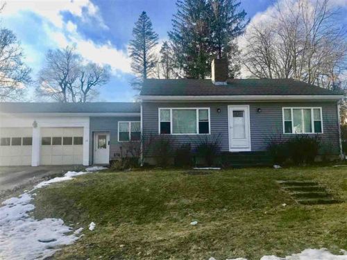 12 Hull Ave, Dover, NH 03820-2623