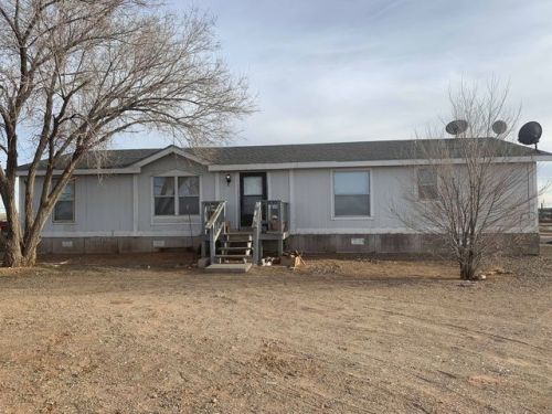 4 Lariat Loop, Moriarty, NM 87035-8140