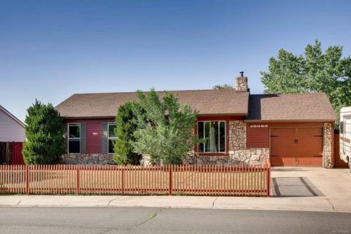 19023 Kansas Dr, Denver, CO 80017-4516