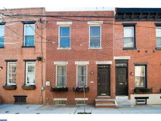 2228 Kater St, Philadelphia, PA 19146-1139