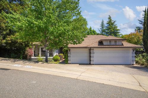 6106 Kenneth Oak Way, Fair Oaks, CA 95628-2671