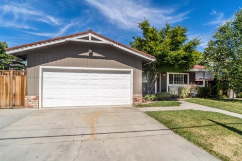 8115 Kern Ave, Gilroy, CA 95020-4023