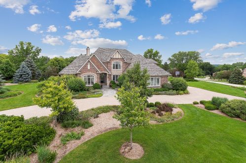 8 Trail Way, Lemont, IL 60439-7714