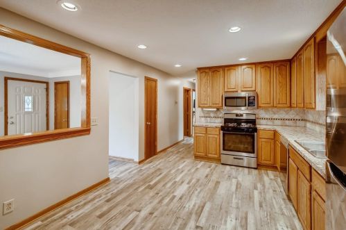 675 Hiawatha Ave, Saint Paul MN  55127-5116 exterior