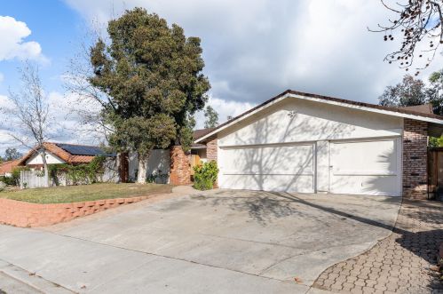 1357 Pillsbury Ln, El Cajon, CA 92020-1726