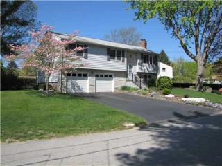 6 Longfellow Dr, Coventry, RI 02816-4466