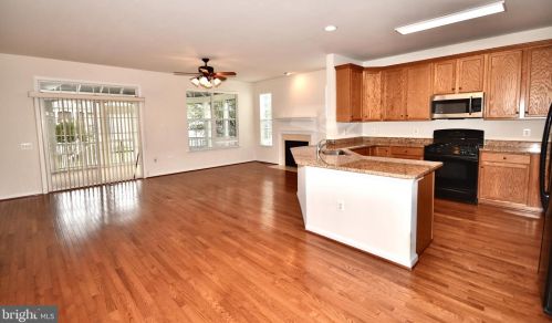 9525 Eredine Way, Bristow, VA 20136-3517